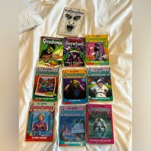 Lot of 10 R.L. Stine Goosebumps Books